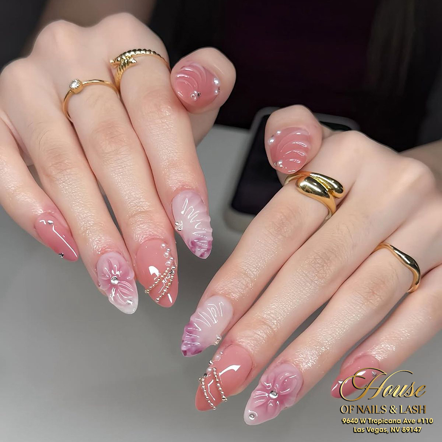 Seasonal Nail art